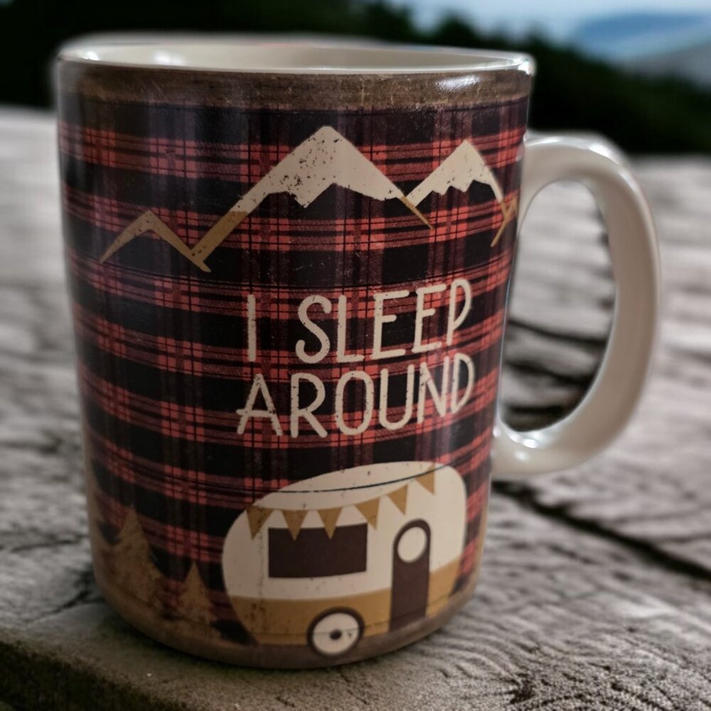 NWT PRIMITIVES BY KATHY (20OZ) Sleep Around Camper Coffee Mug